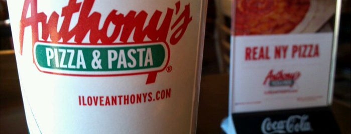 Anthony's Pizza & Pasta - Union is one of Lieux qui ont plu à Chelly.