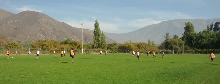 Complejo Deportivo Unión San Felipe SADP is one of Posti salvati di Luis.