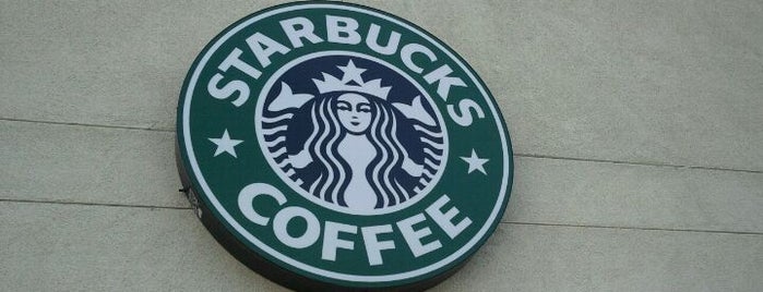 Starbucks is one of Tempat yang Disukai David.