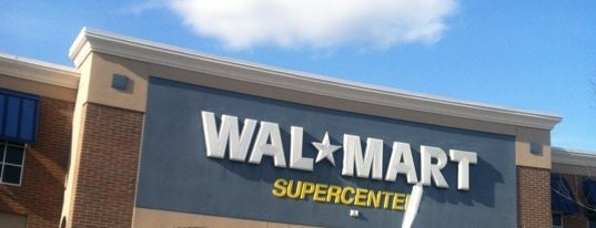 Walmart Supercenter is one of Lieux qui ont plu à Noori.