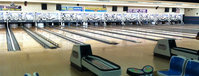 Pla Mor Lanes is one of Statesville & Area Local.