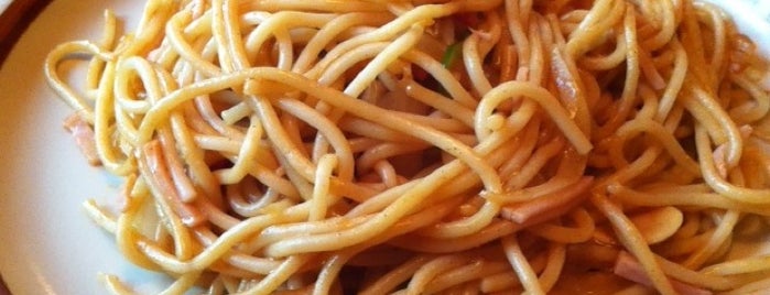 喫茶  灯(ともしび) is one of Naporitan Spaghetti.