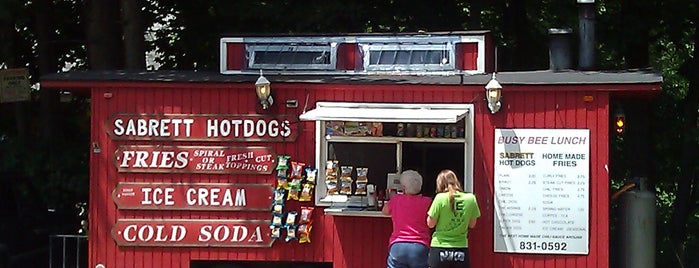 Busy Bee Lunch is one of I Never Sausage A Hot Dog! (NJ).