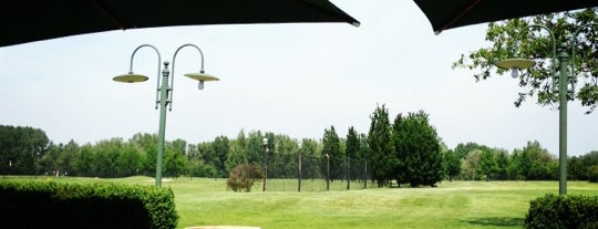 Casalunga Golf Resort is one of Orte, die Marco gefallen.
