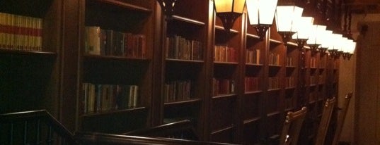 Bibliotheque is one of Top 10 dinner spots in Jakarta, Indonesia.