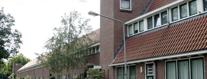 Woningen Mussenstraat is one of Dudok in Hilversum.