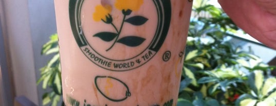 Jasmine Smoothie World & Tea is one of Leonda'nın Beğendiği Mekanlar.