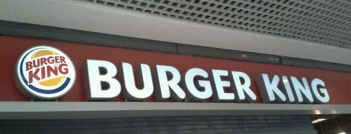 Burger King is one of Restaurantes, Bares e Coffee Shops favoritos.