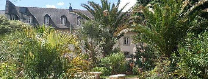 Jardin de la Retraite is one of Bretagne Historique.