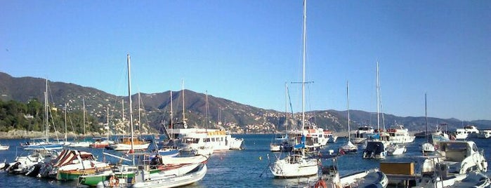 Santa Margherita Ligure is one of Posti che sono piaciuti a ba$ak.
