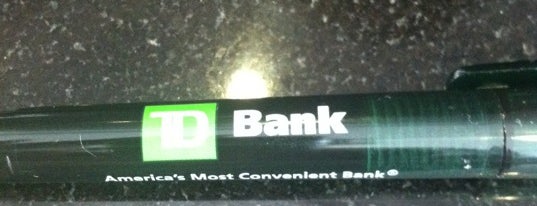 TD Bank is one of Lugares favoritos de Mary.