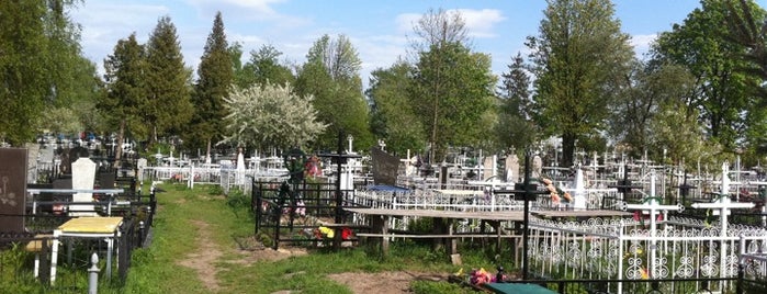 Кладбище в с.Гатное is one of Top picks for Cemeteries.