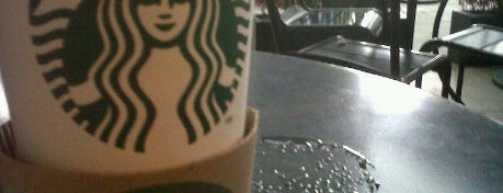Starbucks is one of A donde vamos?.