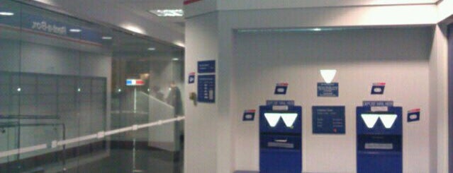 US Post Office is one of Orte, die Stephanie gefallen.