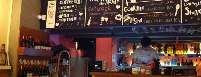 Tag Cafe & Bistro Istanbul is one of Gör!Ye!İç!.