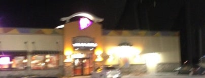 Taco Bell is one of สถานที่ที่ Scott ถูกใจ.