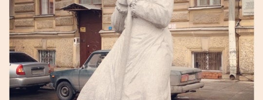 Памятник дворнику is one of велокраеведение.