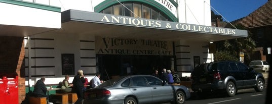 Victory Theatre Antiques is one of Blue Mountains.