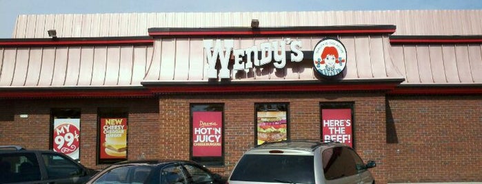 Wendy’s is one of Tempat yang Disukai Shyloh.