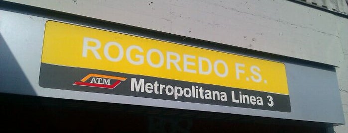 Metro Rogoredo (M3) is one of posti dove sono stata.