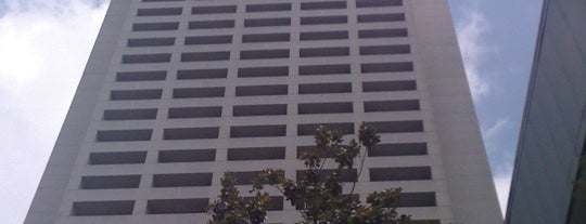 AT&T Tower is one of Tempat yang Disukai Michael.