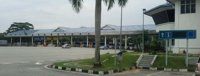 Plaza Tol Kemuning is one of Highway & Common Road.