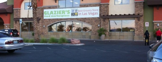 Glazier's Food Marketplace is one of สถานที่ที่ Blondie ถูกใจ.