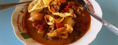 Warung Makan Ma' na. is one of Favorite Food.