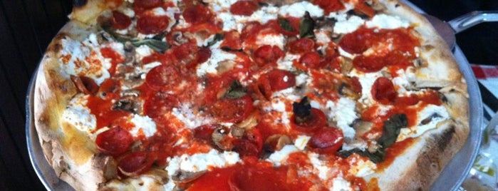 Grimaldi's Pizzeria is one of Fav NY Spots.