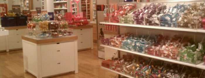Bath & Body Works is one of Chioさんのお気に入りスポット.