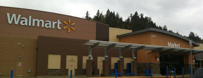 Walmart Supercenter is one of My Saved Places.