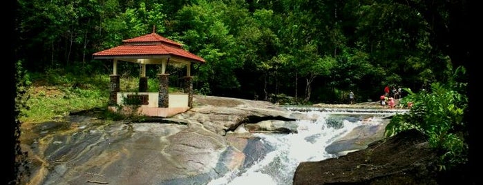 Seven Wells Waterfall (Air Terjun Telaga Tujuh) is one of Interesting Places in Langkawi.