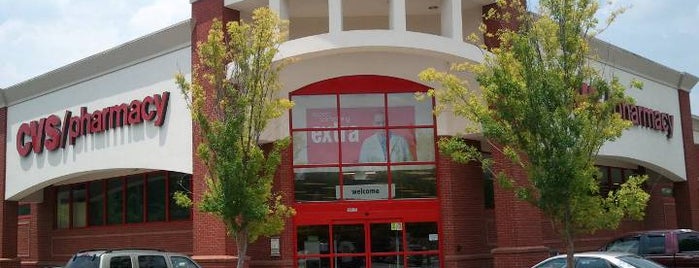 CVS pharmacy is one of Dee'nin Beğendiği Mekanlar.