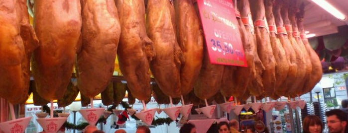 Museo del Jamón is one of must.