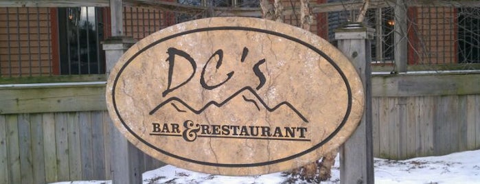 DC's Bar & Restaurant is one of Lieux qui ont plu à Dmitri.