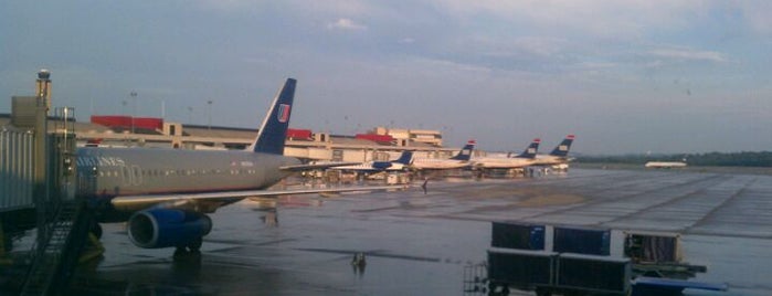 Aeroporto Internacional de Pittsburgh (PIT) is one of Airports in US, Canada, Mexico and South America.