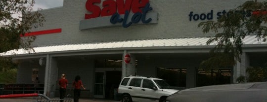 Save-A-Lot is one of Tempat yang Disukai John.