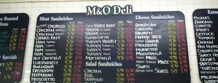 M & O Market and Deli is one of Lugares favoritos de Swen.