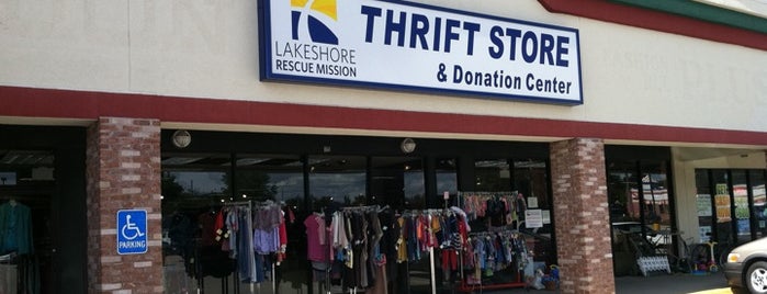 Lakeshore Thrift Store is one of Thrifter.