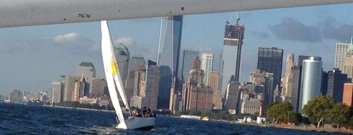 Manhattan Yacht Club is one of Ny.