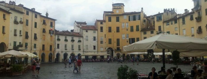 Piazza dell'Anfiteatro is one of Discover: Lucca, Italy.