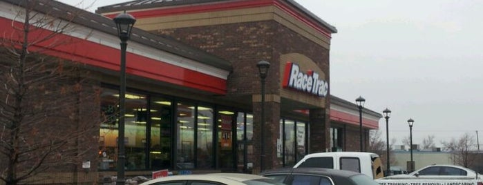 RaceTrac is one of Lieux qui ont plu à Henoc.