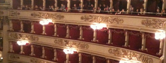 Teatro alla Scala is one of My Italy Trip'11.