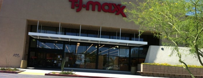 T.J. Maxx is one of Robertさんのお気に入りスポット.