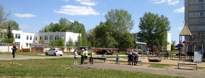 Заринск is one of Города Алтайского края.