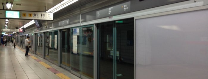 チャンジ駅 is one of Subway Stations in Seoul(line5~9).