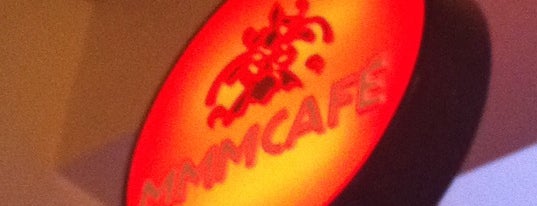 MMM Café is one of Lugares favoritos de Gilce Elaine.