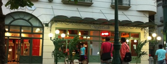 Degas Café is one of Locais curtidos por Ismael.