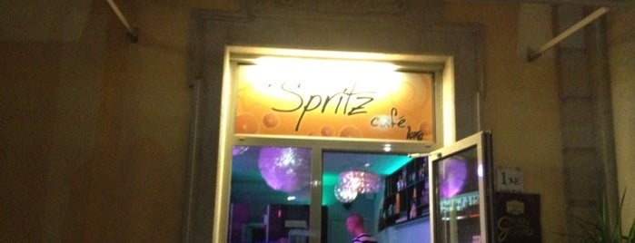 Le Spritz Café is one of Movida Parma.