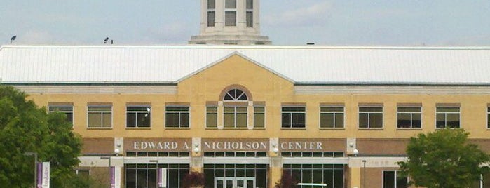 Nicholson Center is one of Scenic Venues for Your Grad Pic.